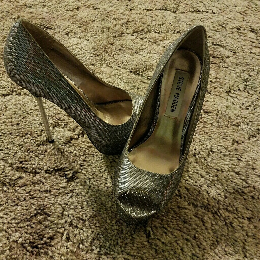 Steve Madden stilettos